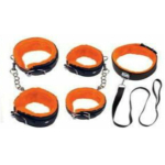 Orange Is The New Black, Kit #1 Restrain Yourself